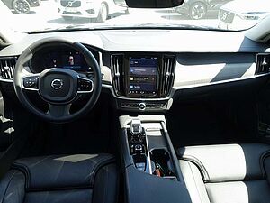 Volvo  Plus B5 AWD/360°/H&K/AHK/BLS