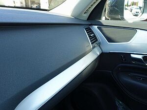 Volvo  T6 AWD Momentum (EURO 6d-TEMP)/Kamera/AHK