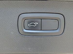 Volvo  T6 AWD Momentum (EURO 6d-TEMP)/Kamera/AHK