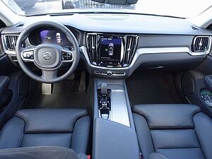 Volvo  B5 AWD Ultimate Dark/Pano/360°/H&K/BLIS