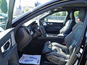 Volvo  Black Edition Plus T6 AWD/360°/B&W/Pano