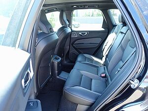 Volvo  Black Edition Plus T6 AWD/360°/B&W/Pano