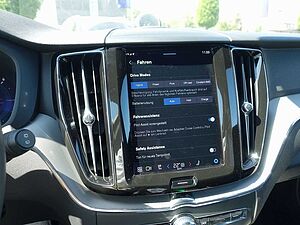 Volvo  Black Edition Plus T6 AWD/360°/B&W/Pano