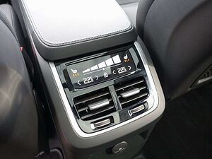 Volvo  Recharge Ultimate T8 AWD/HeadUP/360°/Pano