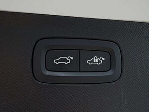 Volvo  Recharge Ultimate T8 AWD/HeadUP/360°/Pano
