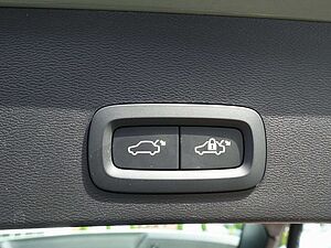 Volvo  Core B3 Mild-Hybrid/Kamera/Carplay