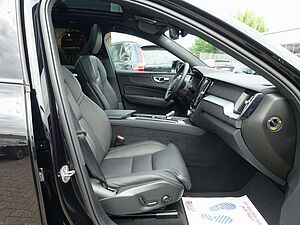 Volvo  Black Edition Plus T6 AWD/B&W/Pano/360°/BLS