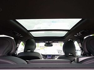 Volvo  Black Edition Plus T6 AWD/B&W/Pano/360°/BLS