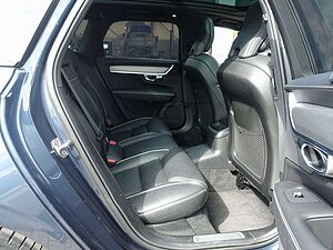 Volvo  T6 Recharge R-Design/AHK/H&K/Kamera/Pano