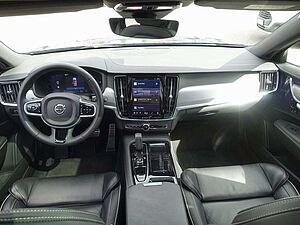 Volvo  T6 Recharge R-Design/AHK/H&K/Kamera/Pano