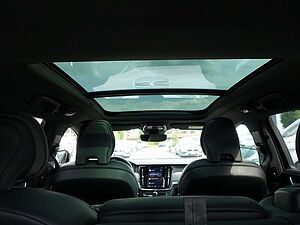 Volvo  T6 Recharge R-Design/AHK/H&K/Kamera/Pano