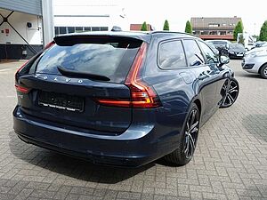 Volvo  T6 Recharge R-Design/AHK/H&K/Kamera/Pano