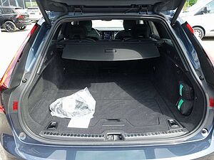Volvo  T6 Recharge R-Design/AHK/H&K/Kamera/Pano