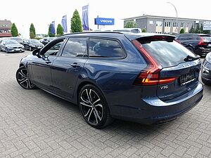 Volvo  T6 Recharge R-Design/AHK/H&K/Kamera/Pano