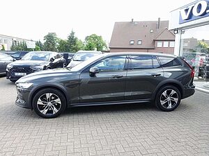 Volvo  B4 AWD Pro/AHK/Kamera/Memory
