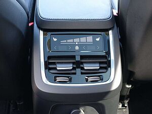 Volvo  Recharge Ultimate T8 AWD/B&W/Pano/HeadUP