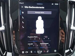 Volvo  T6 AWD Ultra Dark Massage/B&W/AHK/HUD/Pano