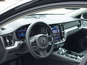Volvo  T6 AWD Ultra Dark Massage/B&W/AHK/HUD/Pano