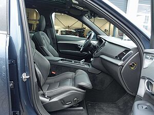 Volvo  Plus T8 AWD/Bright/B&W/AHK/FourC/Pano/360°