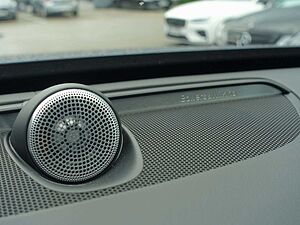 Volvo  Plus T8 AWD/Bright/B&W/AHK/FourC/Pano/360°