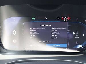 Volvo  B4 AWD Dark/Kamera/H&K/BLIS/Memory/Carplay