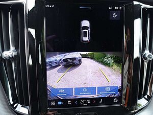 Volvo  B4 AWD Dark/Kamera/H&K/BLIS/Memory/Carplay