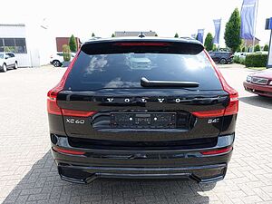 Volvo  B4 AWD Dark/Kamera/H&K/BLIS/Memory/Carplay