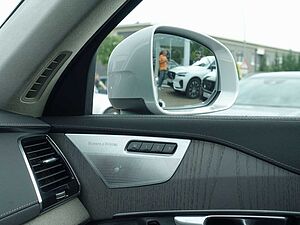 Volvo  Recharge Ultimate T8 AWD/Massage/FourC/B&W
