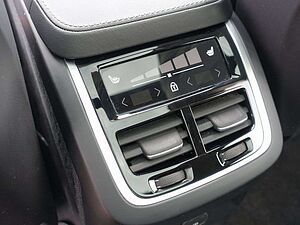 Volvo  Recharge Ultimate T8 AWD/Massage/FourC/B&W