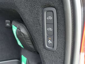Volvo  Recharge Ultimate T8 AWD/Massage/FourC/B&W