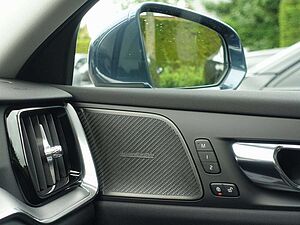 Volvo  Plus T6 AWD/H&K/AHK/BLIS/360°/Memory/Pano