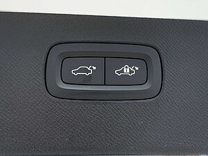 Volvo  Recharge Ultimate T8 AWD/Massage/B&W/Pano