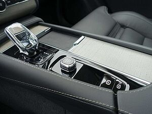 Volvo  Recharge Ultimate T8 AWD/B&W/Pano/360°/BLIS