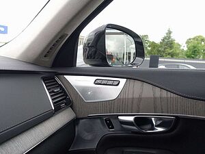 Volvo  Ultra Dark T8 AWD Plug-in Hybrid/B&W/Massag