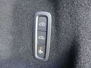 Volvo  T8 AWD Recharge Ultimate Dark/360°/FourC