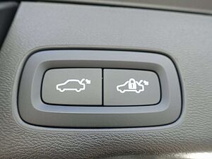 Volvo  T8 AWD Recharge Ultimate Dark/360°/FourC