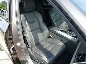 Volvo  Recharge Plus Bright T8 AWD PANO/FOUR-C/360