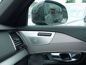 Volvo  T8 Bright AWD/HeadUP/Pano/FourC/AHK/360°/BLS