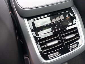 Volvo  T8 Bright AWD/HeadUP/Pano/FourC/AHK/360°/BLS