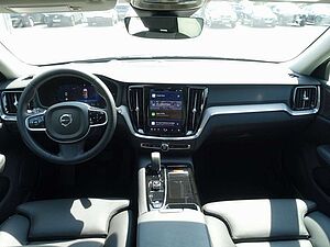 Volvo  Plus T6 AWD/Pano/H&K/360°/Head-UP/Memory