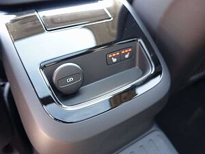 Volvo  Plus T6 AWD/Pano/H&K/360°/Head-UP/Memory