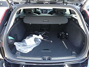 Volvo  Plus T6 AWD/Pano/H&K/360°/Head-UP/Memory