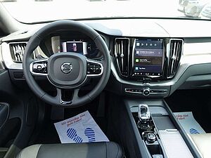 Volvo  Black Edition Plus T8 AWD/Pano/360°/H&K