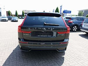 Volvo  B4 R-Design AWD/StndHZ/Kamera/AHK/H&K
