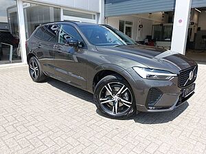 Volvo  B4 R-Design AWD/StndHZ/Kamera/AHK/H&K