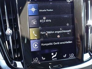 Volvo  B4 R-Design/Carplay/Kamera/Memory/H&K/BLIS