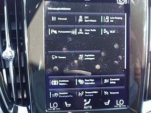 Volvo  B4 R-Design/Carplay/Kamera/Memory/H&K/BLIS