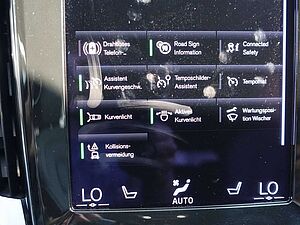 Volvo  B4 R-Design/Carplay/Kamera/Memory/H&K/BLIS