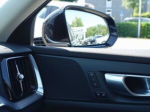 Volvo  Core B4/StndHz/Memory/AHK/Kamera/Carplay