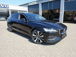 Volvo  Core B4/StndHz/Memory/AHK/Kamera/Carplay
